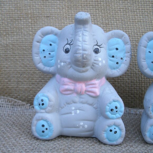 Vintage Toy Elephant Ceramic Salt & Pepper Shaker Set - Picture 16 of 16